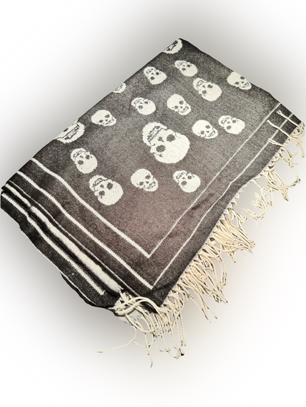 Magaschoni Viral Skull Black & White Acrylic Throw Blanket Halloween